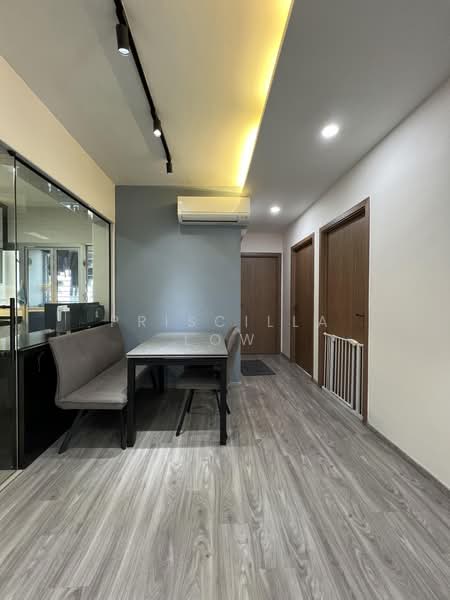 461A Bukit Batok West Avenue 8, 461A Bukit Batok West Avenue 8, 3 Bedrooms, 1,001 sqft, HDB Flat For Sale, by Priscilla Low, 500202586 - Corridor - PropertyGuru.com.sg