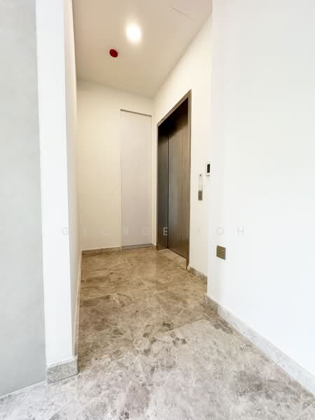 35 Gilstead, 35 Gilstead Road, 1 Bedroom, 474 sqft, Condominium For Sale, by George Koh, 500202589 - Corridor - PropertyGuru.com.sg