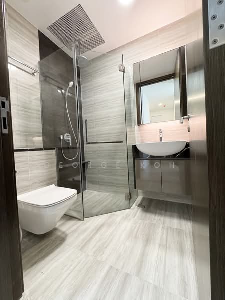 35 Gilstead, 35 Gilstead Road, 1 Bedroom, 474 sqft, Condominium For Sale, by George Koh, 500202589 - Bathroom - PropertyGuru.com.sg