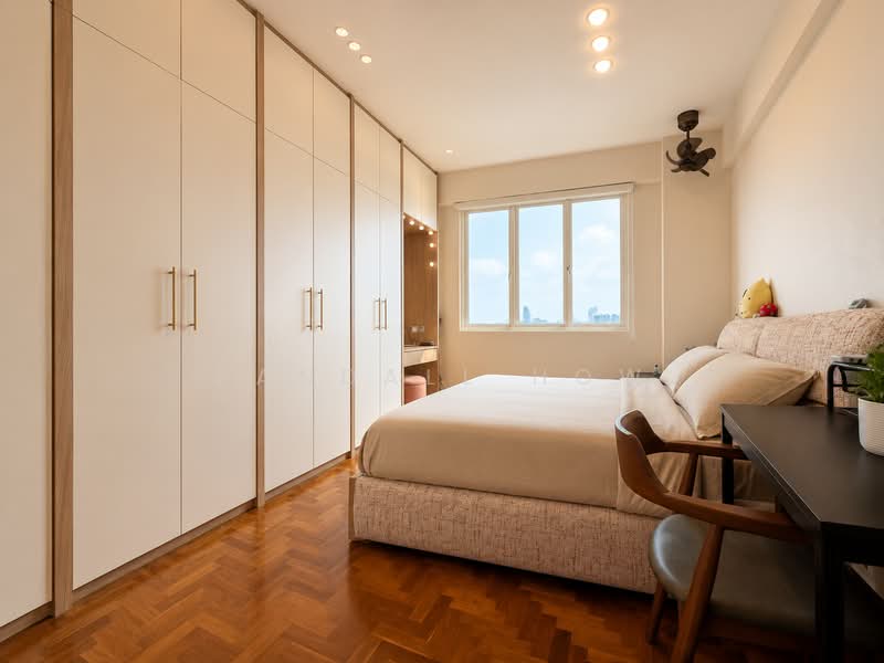 Castle Green, 481 Yio Chu Kang Road, 3 Bedrooms, 1,152 sqft, Condominium For Sale, by Randall How, 500202592 - Master Bedroom - PropertyGuru.com.sg