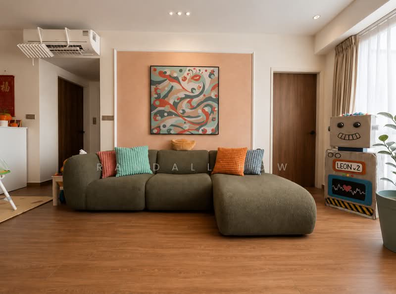 Castle Green, 481 Yio Chu Kang Road, 3 Bedrooms, 1,152 sqft, Condominium For Sale, by Randall How, 500202592 - Living Room - PropertyGuru.com.sg