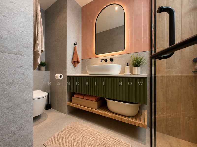 Castle Green, 481 Yio Chu Kang Road, 3 Bedrooms, 1,152 sqft, Condominium For Sale, by Randall How, 500202592 - Master Bathroom - PropertyGuru.com.sg