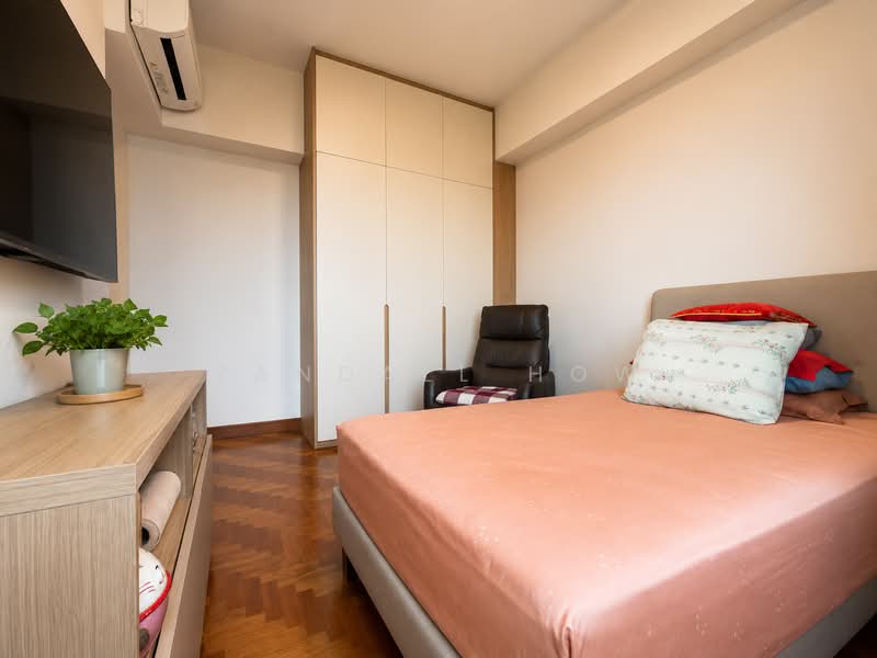 Castle Green, 481 Yio Chu Kang Road, 3 Bedrooms, 1,152 sqft, Condominium For Sale, by Randall How, 500202592 - Common Bedroom 1 - PropertyGuru.com.sg