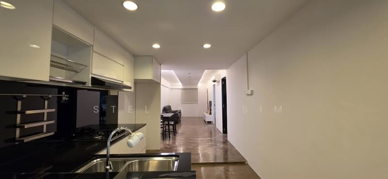 307 Shunfu Road, 307 Shunfu Road, 2 Bedrooms, 721 sqft, HDB Flat For Rent, by Stella S Sim, 500202595 - Kitchen - PropertyGuru.com.sg