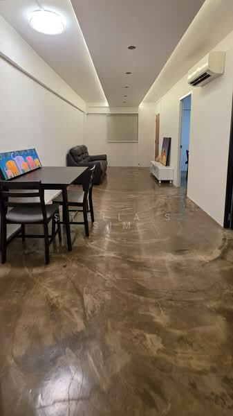 307 Shunfu Road, 307 Shunfu Road, 2 Bedrooms, 721 sqft, HDB Flat For Rent, by Stella S Sim, 500202595 - Living Room - PropertyGuru.com.sg