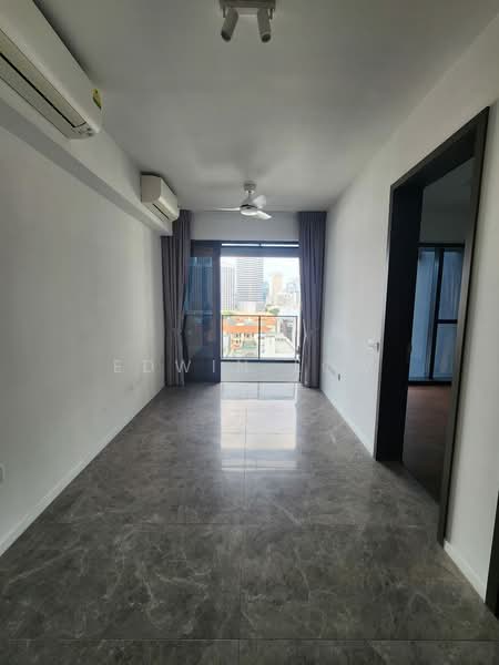 The M, 36 Middle Road, Beach Road / Bugis / Rochor, 2 Bedrooms, 592 sqft, Condominium For Sale, by Edwin Low, 500202596 - Living Room - PropertyGuru.com.sg
