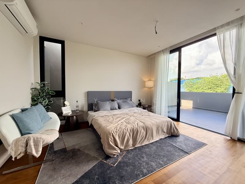 Brand New 2.5 Storeys Semi-D @ Hillcrest, Watten, Greenmead, Raffles Girls Pri, Hillcrest Road Watten View Watten Rise Watten Heights Greenmead Avenue Greenwood Avenue Greenwood Place Greenwood Lane Greenpark Avenue, 5 Bedrooms, 6,702 sqft, Semi-Detached House For Sale, by Ashley Wong Hui Min (黄鏸慜), 500202600 - Bedroom - PropertyGuru.com.sg