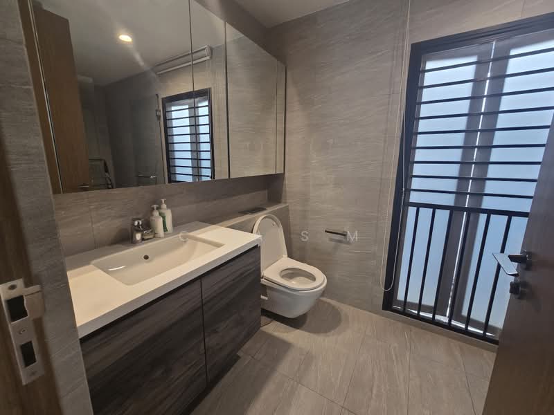 Kismis Residences, Eng Kong Terrace, 5 Bedrooms, 5,382 sqft, Terraced House For Sale, by Chia S M, 500202605 - Bathroom - PropertyGuru.com.sg