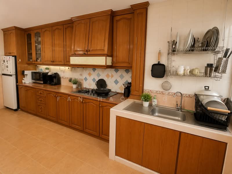 622 Bedok Reservoir Road, 622 Bedok Reservoir Road, 3 Bedrooms, 980 sqft, HDB Flat For Sale, by Fan Hao Ang, 500202607 - Kitchen - PropertyGuru.com.sg