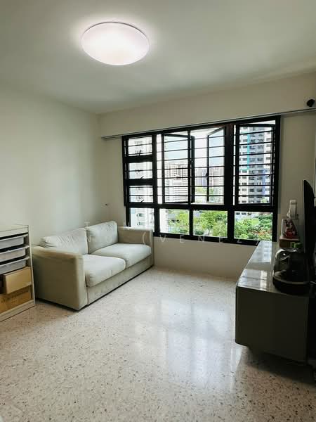 33 Ghim Moh Link, 33 Ghim Moh Link, 3 Bedrooms, 1,001 sqft, HDB Flat For Sale, by Tang Sze Leng (Venez), 500202608 - Living Room - PropertyGuru.com.sg