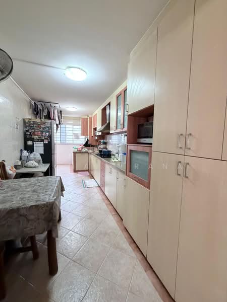 435 Bukit Panjang Ring Road, 435 Bukit Panjang Ring Road, 3 Bedrooms, 1,119 sqft, HDB Flat For Sale, by Nona Kirana, 500202624 - Kitchen - PropertyGuru.com.sg