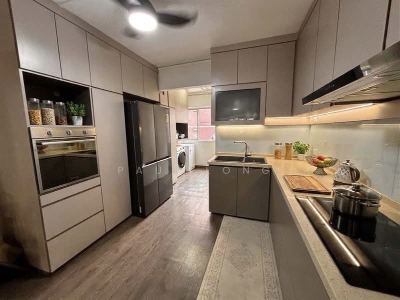 763 Pasir Ris St 71 Spacious 5I Corner unit for sale, 763 Pasir Ris Street 71, 3 Bedrooms, 1,356 sqft, HDB Flat For Sale, by Paul Long, 500202627 - Kitchen - PropertyGuru.com.sg