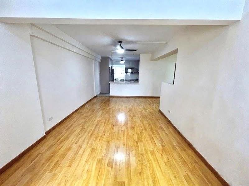 763 Pasir Ris St 71 Spacious 5I Corner unit for sale, 763 Pasir Ris Street 71, 3 Bedrooms, 1,356 sqft, HDB Flat For Sale, by Paul Long, 500202627 - Living Room - PropertyGuru.com.sg