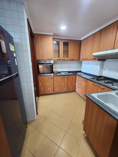 The Sierra, 80 Mount Sinai Drive, 5 Bedrooms, 2,906 sqft, Apartment For Sale, by Gwendelene (Wendy) Chew, 500202633 - Kitchen - PropertyGuru.com.sg