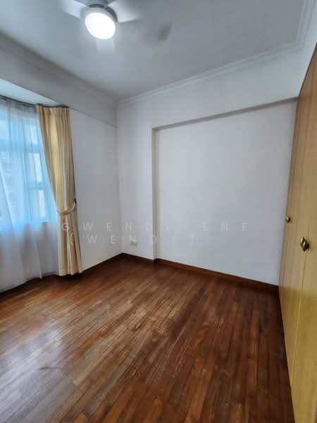 The Sierra, 80 Mount Sinai Drive, 5 Bedrooms, 2,906 sqft, Apartment For Sale, by Gwendelene (Wendy) Chew, 500202633 - Bedroom - PropertyGuru.com.sg