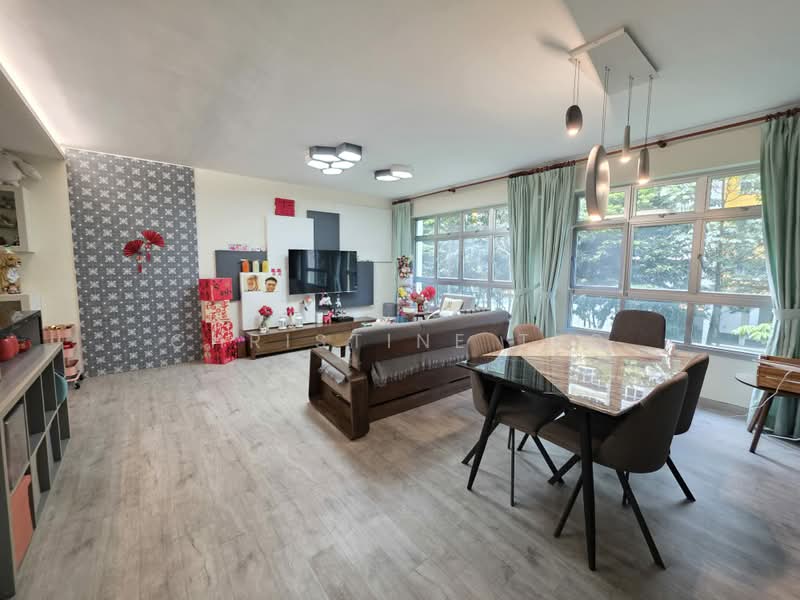 487A Choa Chu Kang Avenue 5, 487A Choa Chu Kang Avenue 5, 3 Bedrooms, 1,216 sqft, HDB Flat For Sale, by Christine Teo, 500202634 - Living Room - PropertyGuru.com.sg