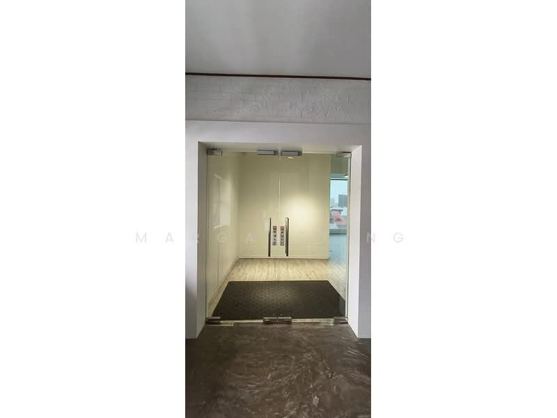 Tan Heng Lee Co, 1 Harvey Road, 3,000 sqft, Light Industrial (B1) For Rent, by Margaret Ng, 500202635 - Entrance - CommercialGuru.com.sg