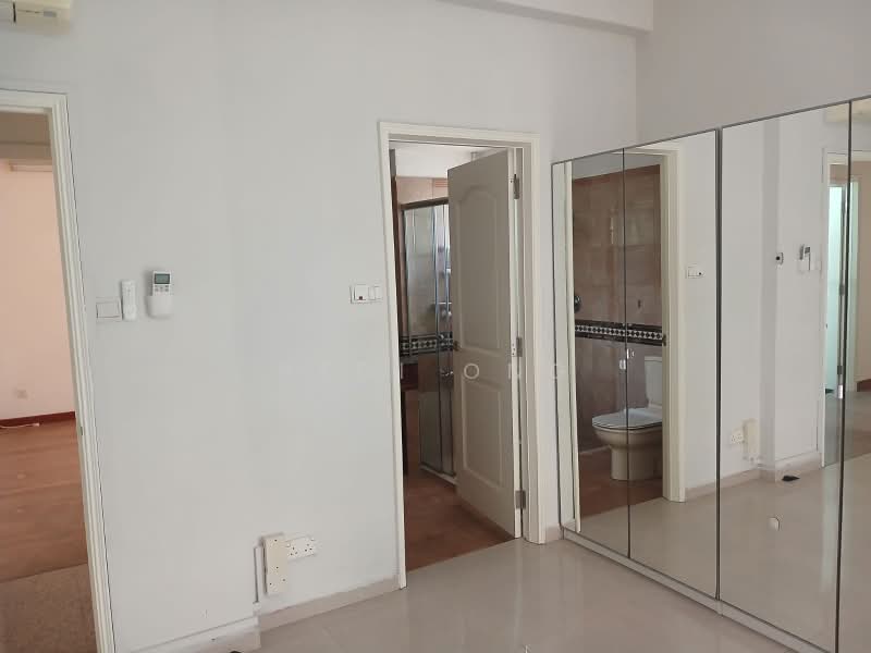 Dover Parkview, 32 Dover Rise, 3 Bedrooms, 1,249 sqft, Condominium For Sale, by Hedi Ong, 500202641 - Bathroom - PropertyGuru.com.sg