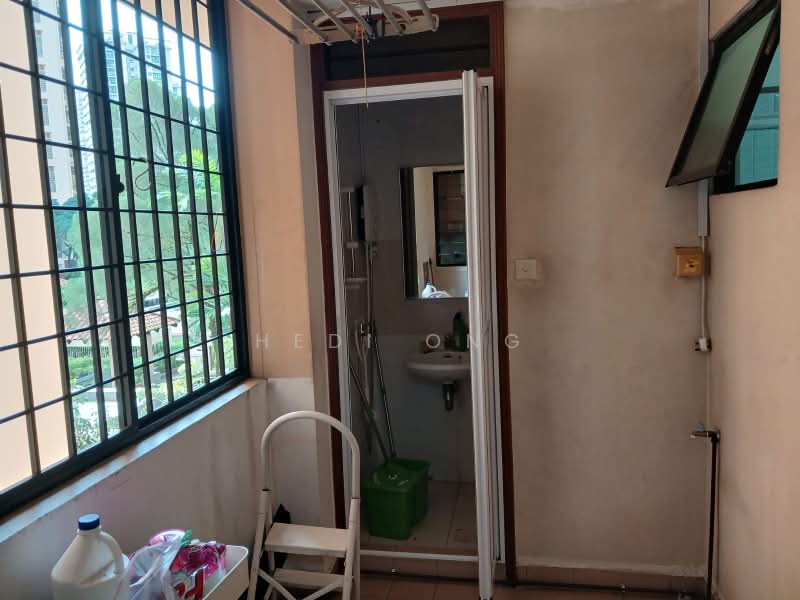 Dover Parkview, 32 Dover Rise, 3 Bedrooms, 1,249 sqft, Condominium For Sale, by Hedi Ong, 500202641 - Bathroom - PropertyGuru.com.sg