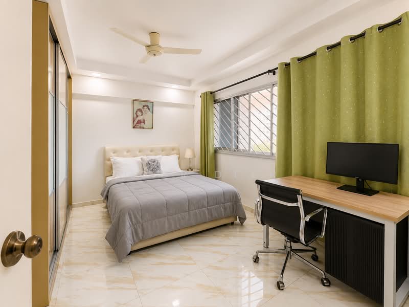330 Bukit Batok Street 33, 330 Bukit Batok Street 33, 4 Bedrooms, 1,571 sqft, HDB Flat For Sale, by Noor Deen, 500202648 - Master Bedroom - PropertyGuru.com.sg