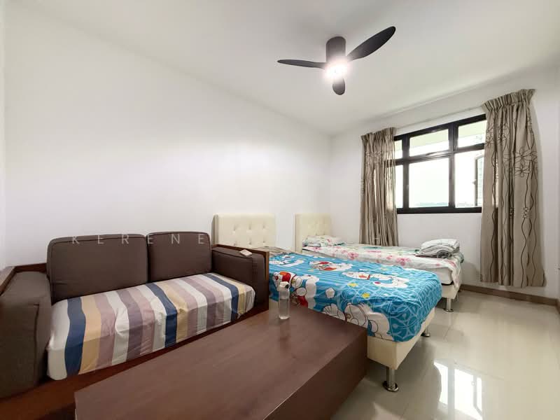 415D Northshore Drive, 415D Northshore Drive, 3 Bedrooms, 1,012 sqft, HDB Flat For Rent, by Kerene Ong Zhi Qi, 500202650 - Living Room - PropertyGuru.com.sg