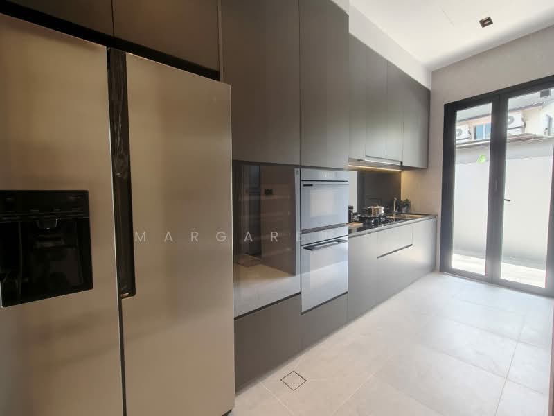 23 Jalan Sankam, , 5 Bedrooms, 1,771 sqft, Terraced House For Sale, by Margaret Ng, 500202652 - Kitchen - PropertyGuru.com.sg