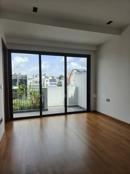 23 Jalan Sankam, , 5 Bedrooms, 1,771 sqft, Terraced House For Sale, by Margaret Ng, 500202652 - Balcony - PropertyGuru.com.sg