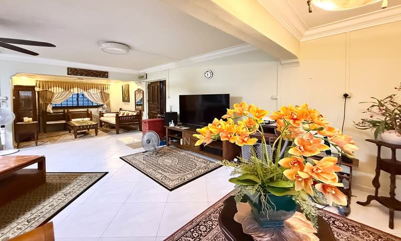 223C Compassvale Walk, 223C Compassvale Walk, 3 Bedrooms, 1,302 sqft, HDB Flat For Sale, by Elaine Lee, 500202692 - Living Room - PropertyGuru.com.sg