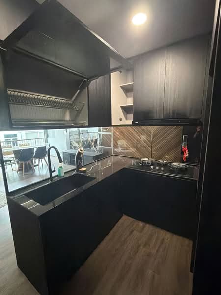 The Creek @ Bukit, 17 Toh Tuck Road, 4 Bedrooms, 1,711 sqft, Condominium For Rent, by Anna Ng, 500202694 - Kitchen - PropertyGuru.com.sg