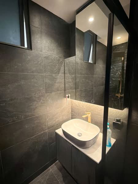 The Creek @ Bukit, 17 Toh Tuck Road, 4 Bedrooms, 1,711 sqft, Condominium For Rent, by Anna Ng, 500202694 - Bathroom - PropertyGuru.com.sg