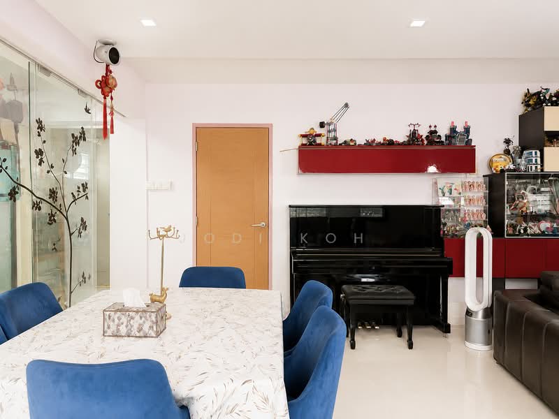 491D Tampines Street 45, 491D Tampines Street 45, 4 Bedrooms, 1,334 sqft, HDB Flat For Sale, by Jodi Koh, 500202696 - Living Room - PropertyGuru.com.sg