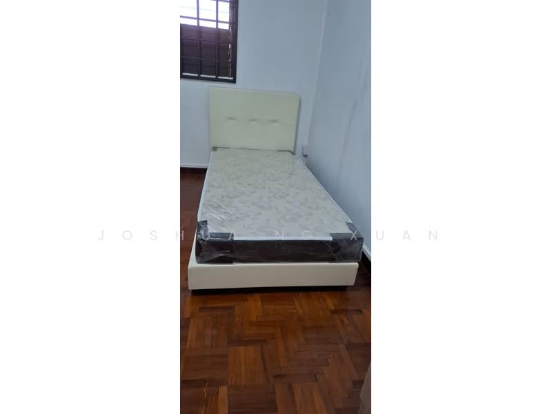 556 Ang Mo Kio Avenue 10, 556 Ang Mo Kio Avenue 10, Room Rental, 150 sqft, HDB Flat For Rent, by Joshua Ng Xuan, 500202706 - Bedroom - PropertyGuru.com.sg