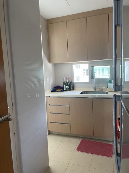 Nova 88, 8 Bhamo Road, 2 Bedrooms, 915 sqft, Apartment For Sale, by Cheryl Lee, 500202710 - Kitchen - PropertyGuru.com.sg