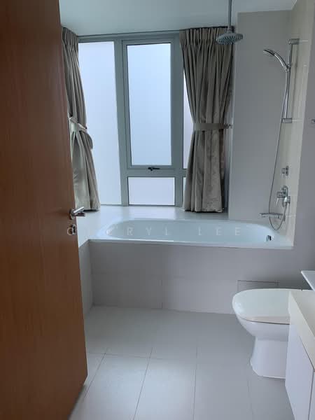 Nova 88, 8 Bhamo Road, 2 Bedrooms, 915 sqft, Apartment For Sale, by Cheryl Lee, 500202710 - Bathroom - PropertyGuru.com.sg