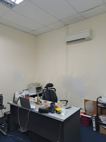 Ubi Techpark, 10 Ubi Crescent, 1,970 sqft, Light Industrial (B1) For Sale, by Wen Huijun (Jess), 500202711 - Study - CommercialGuru.com.sg