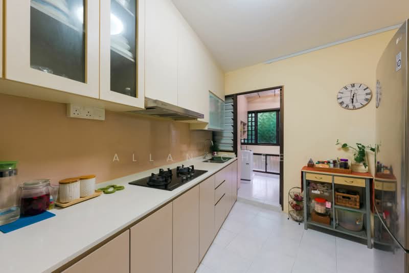 191 Bukit Batok West Avenue 6, 191 Bukit Batok West Avenue 6, 3 Bedrooms, 1,090 sqft, HDB Flat For Sale, by Allan Chee, 500202712 - Kitchen - PropertyGuru.com.sg