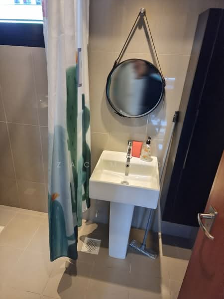 605B Tampines Street 61, 605B Tampines Street 61, 2 Bedrooms, 780 sqft, HDB Flat For Rent, by Zac Mohd, 500202720 - Bathroom - PropertyGuru.com.sg