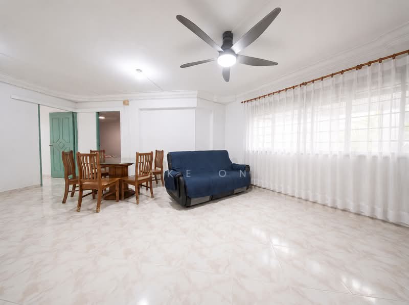 542 Woodlands Drive 16, 542 Woodlands Drive 16, 3 Bedrooms, 1,087 sqft, HDB Flat For Sale, by Jake Ong, 500202724 - Living Room - PropertyGuru.com.sg