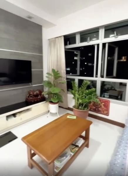 494H Tampines Street 45, 494H Tampines Street 45, 3 Bedrooms, 990 sqft, HDB Flat For Sale, by Carol Soh, 500202725 - Living Room - PropertyGuru.com.sg