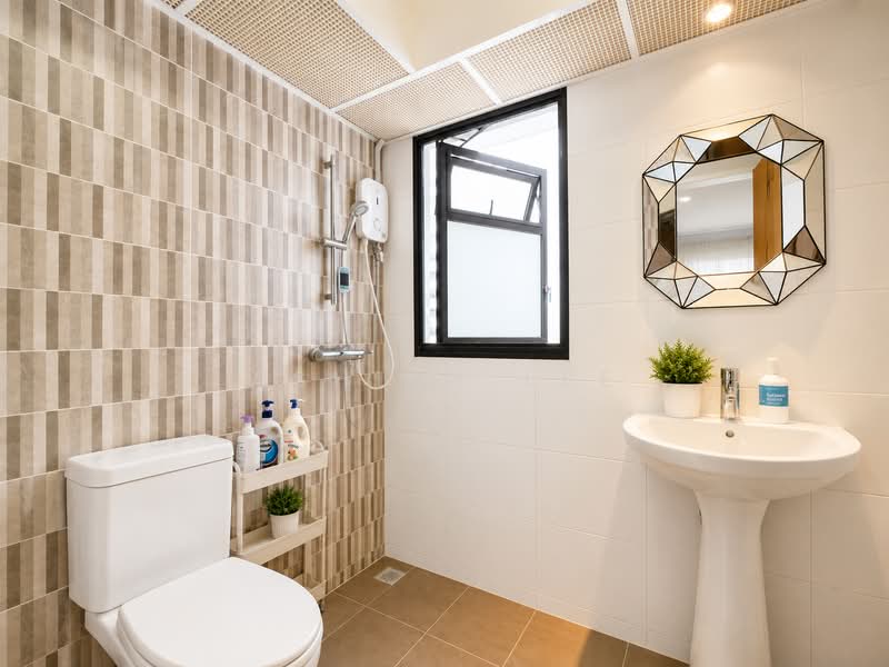 608C Tampines North Drive 1, 608C Tampines North Drive 1, 2 Bedrooms, 732 sqft, HDB Flat For Sale, by Ashley Lee, 500202726 - Master Bathroom - PropertyGuru.com.sg