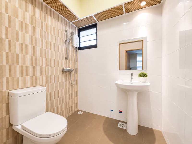 608C Tampines North Drive 1, 608C Tampines North Drive 1, 2 Bedrooms, 732 sqft, HDB Flat For Sale, by Ashley Lee, 500202726 - Common Bathroom - PropertyGuru.com.sg