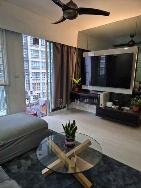 670A Edgefield Plains, 670A Edgefield Plains, Hougang / Punggol / Sengkang, 3 Bedrooms, 1,001 sqft, HDB Flat For Sale, by Soo Mun Kong (MK), 500202732 - Living Room - PropertyGuru.com.sg