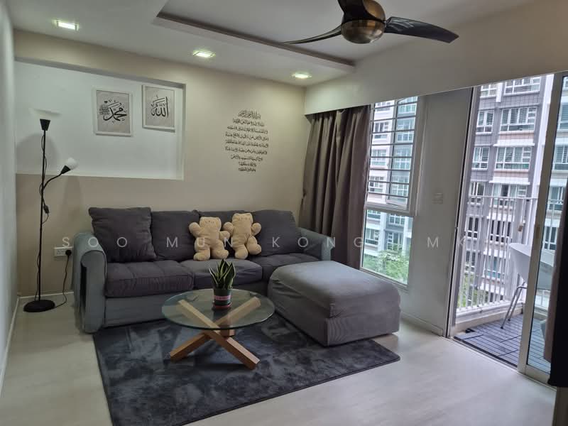 670A Edgefield Plains, 670A Edgefield Plains, Hougang / Punggol / Sengkang, 3 Bedrooms, 1,001 sqft, HDB Flat For Sale, by Soo Mun Kong (MK), 500202732 - Living Room - PropertyGuru.com.sg