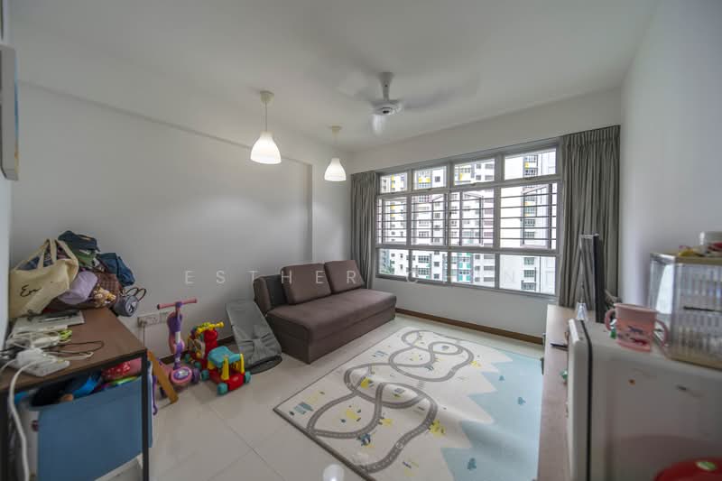 449B Bukit Batok West Avenue 9, 449B Bukit Batok West Avenue 9, 3 Bedrooms, 1,001 sqft, HDB Flat For Sale, by Esther Chin, 500202749 - Living Room - PropertyGuru.com.sg