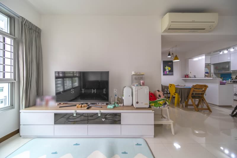449B Bukit Batok West Avenue 9, 449B Bukit Batok West Avenue 9, 3 Bedrooms, 1,001 sqft, HDB Flat For Sale, by Esther Chin, 500202749 - Living Room - PropertyGuru.com.sg