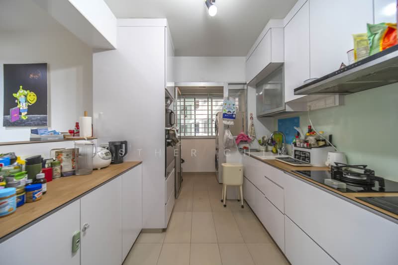 449B Bukit Batok West Avenue 9, 449B Bukit Batok West Avenue 9, 3 Bedrooms, 1,001 sqft, HDB Flat For Sale, by Esther Chin, 500202749 - Kitchen - PropertyGuru.com.sg