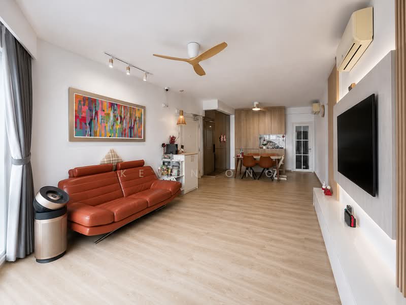 Parkview Apartments, 1 Bukit Batok Street 25, 3 Bedrooms, 1,119 sqft, Apartment For Sale, by Kevin Ong, 500202768 - Living Room - PropertyGuru.com.sg