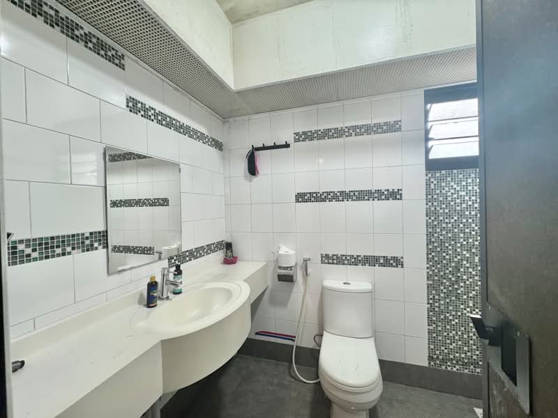 259A Punggol Field, 259A Punggol Field, Hougang / Punggol / Sengkang, 3 Bedrooms, 1,216 sqft, HDB Flat For Sale, by Noonal Farina, 500202772 - Bathroom - PropertyGuru.com.sg