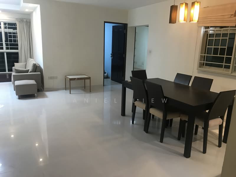 204D Punggol Field, 204D Punggol Field, 3 Bedrooms, 1,184 sqft, HDB Flat For Sale, by Daniel Liew, 500202781 - Living Room - PropertyGuru.com.sg