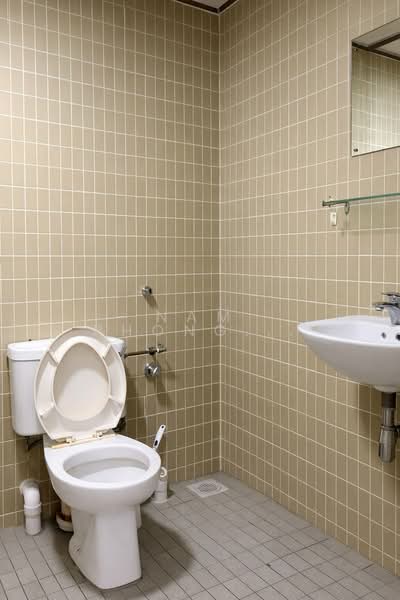 Braddell View, 10F Braddell Hill, Room Rental, 200 sqft, Apartment For Rent, by Eric, 500202792 - Bathroom - PropertyGuru.com.sg